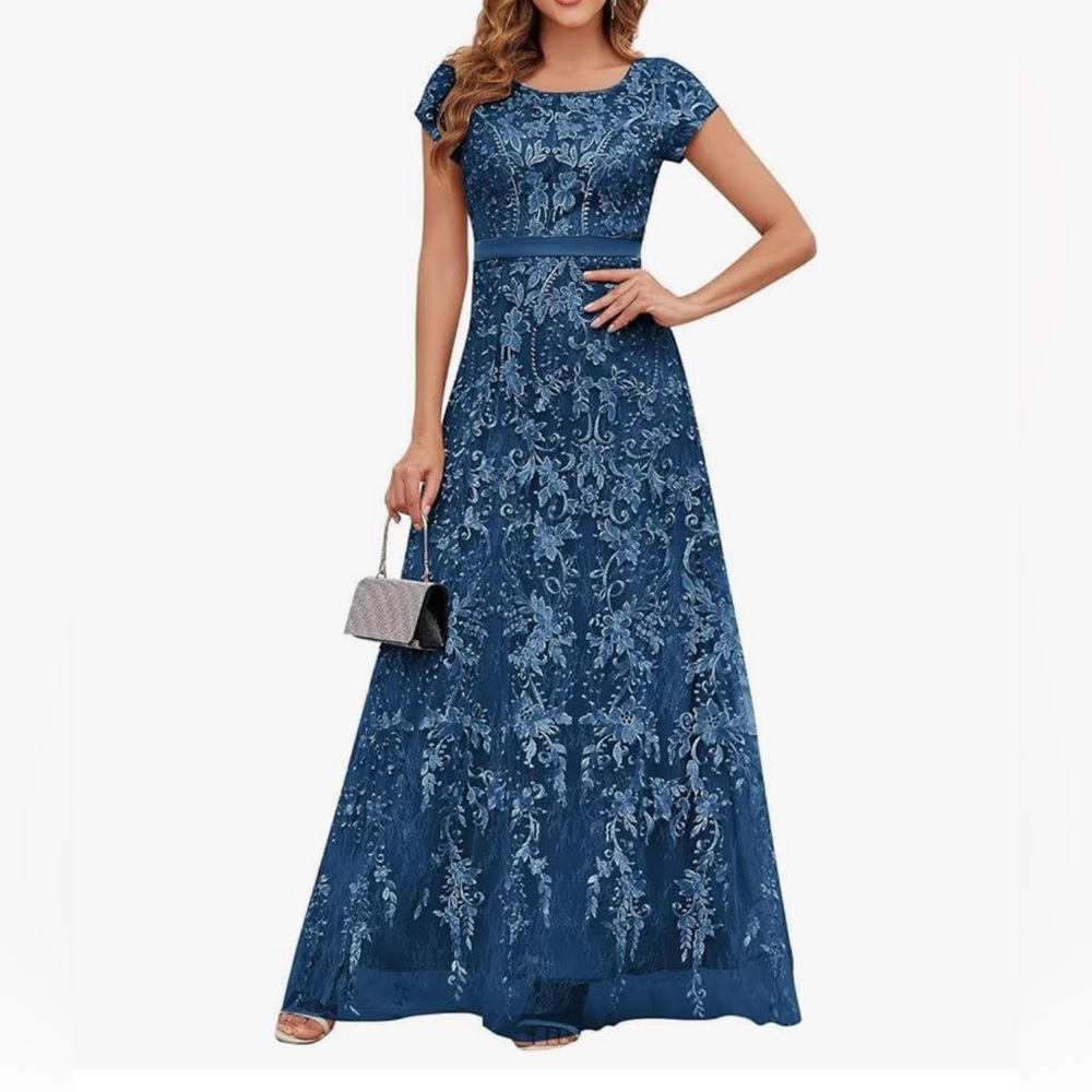 NWT Mother of the Bride A Line Floor Length Dress, Size 14, Floral Tulle Overlay